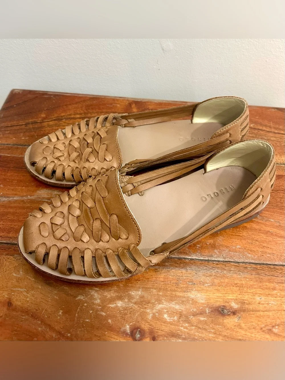 Nisolo Huarache Slip On Sandals in Almond Handwoven Leather Size 7